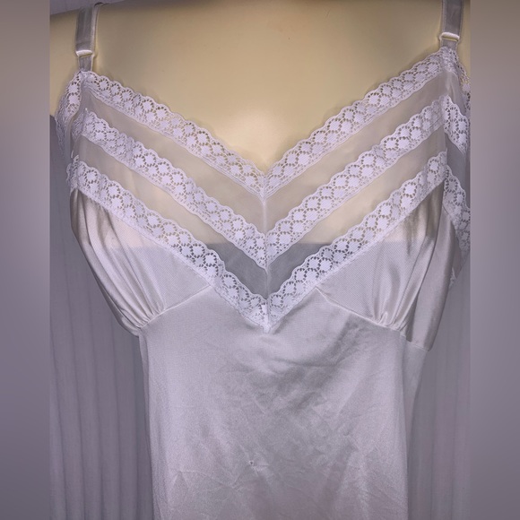 Vintage Lingerie Size 40 Long Lace Silk Sheer Richform Adjustable Straps - Picture 4 of 11